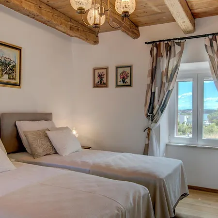 Onorina ヴィラ ポメル